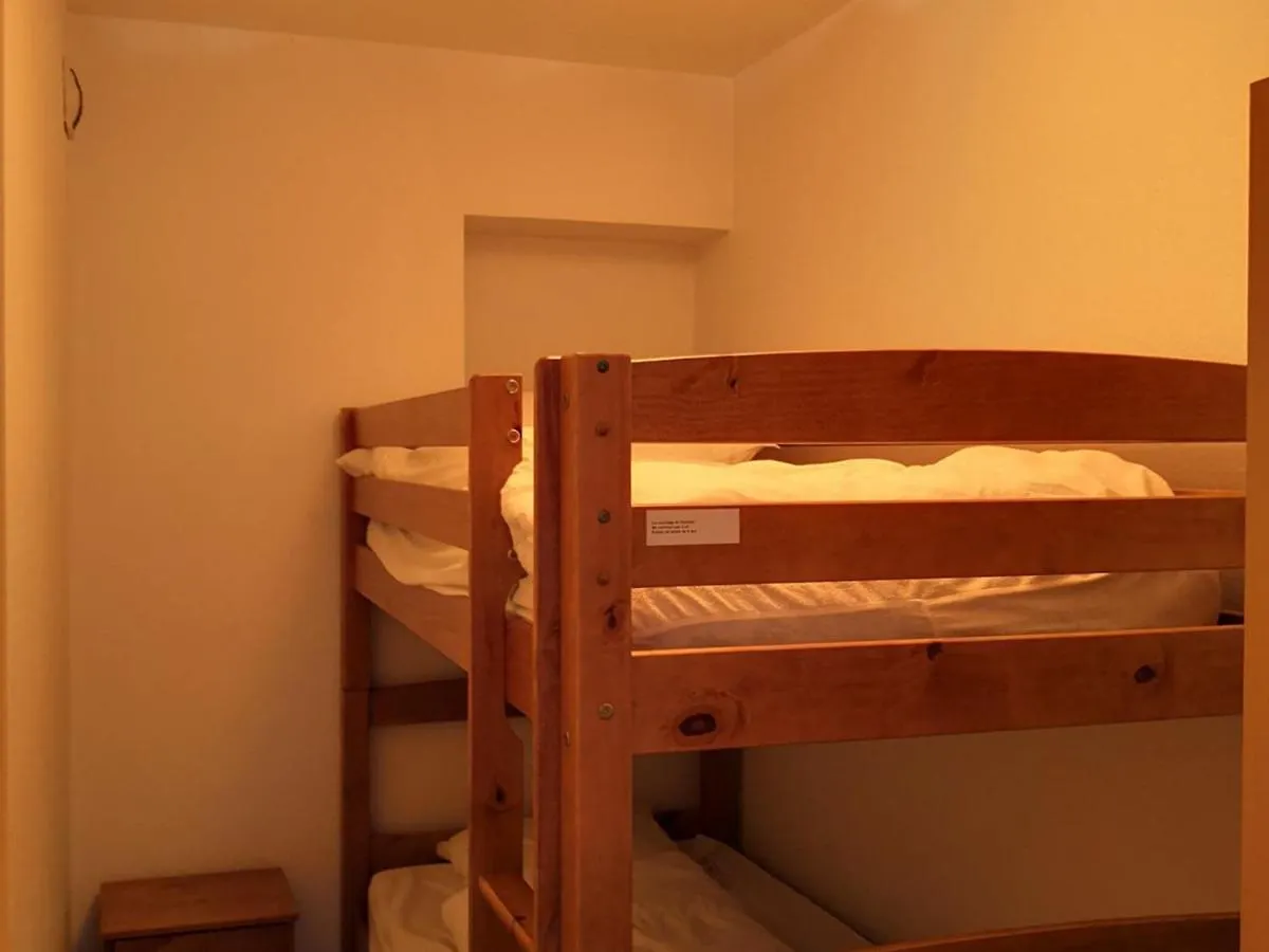 Appartement Pratique Avec Balcon Et Garage Privatif A Villard-De-Lans - Fr-1-548-10 Apartment