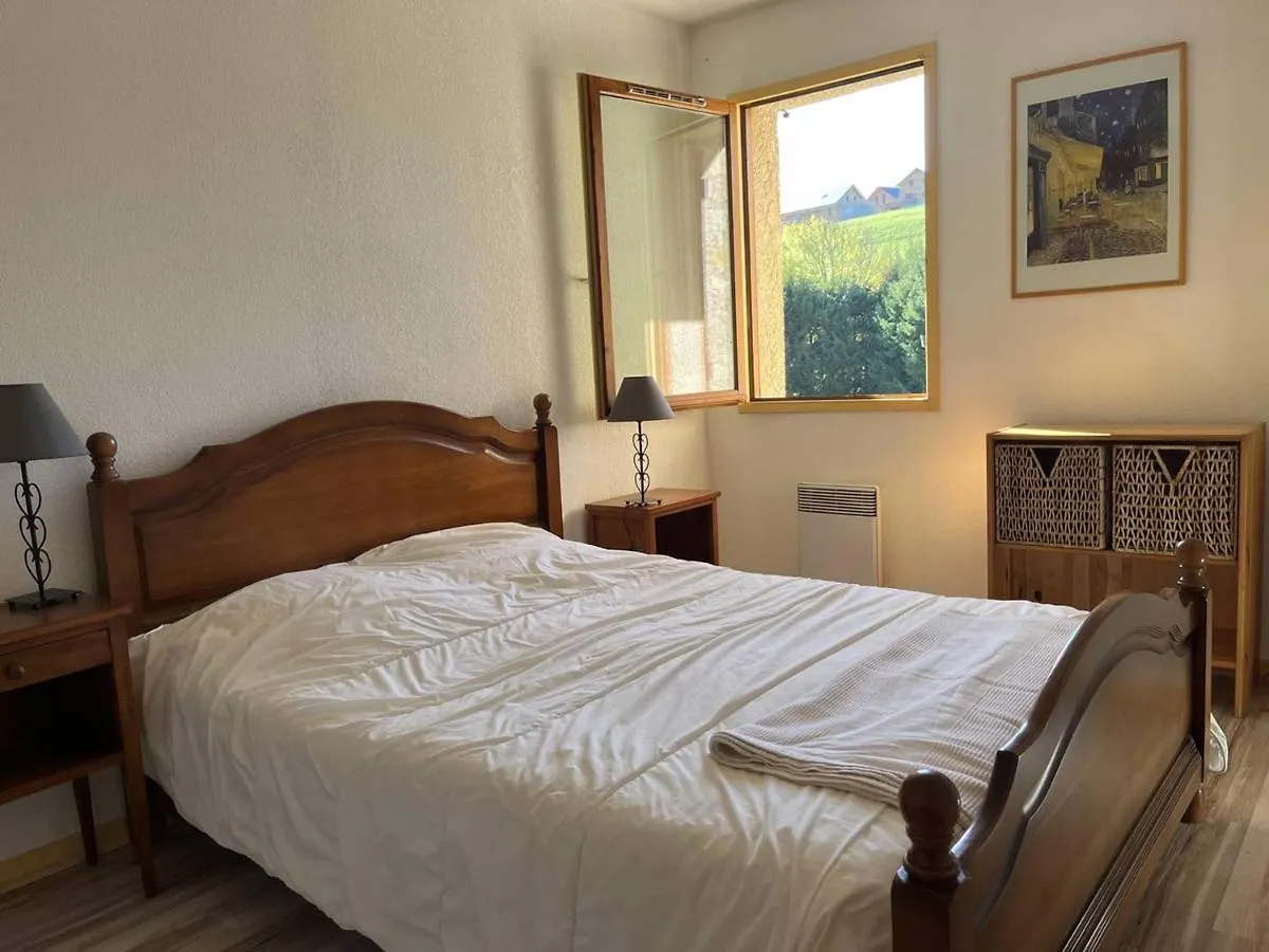 Appartement Pratique Avec Balcon Et Garage Privatif A Villard-De-Lans - Fr-1-548-10 Apartment